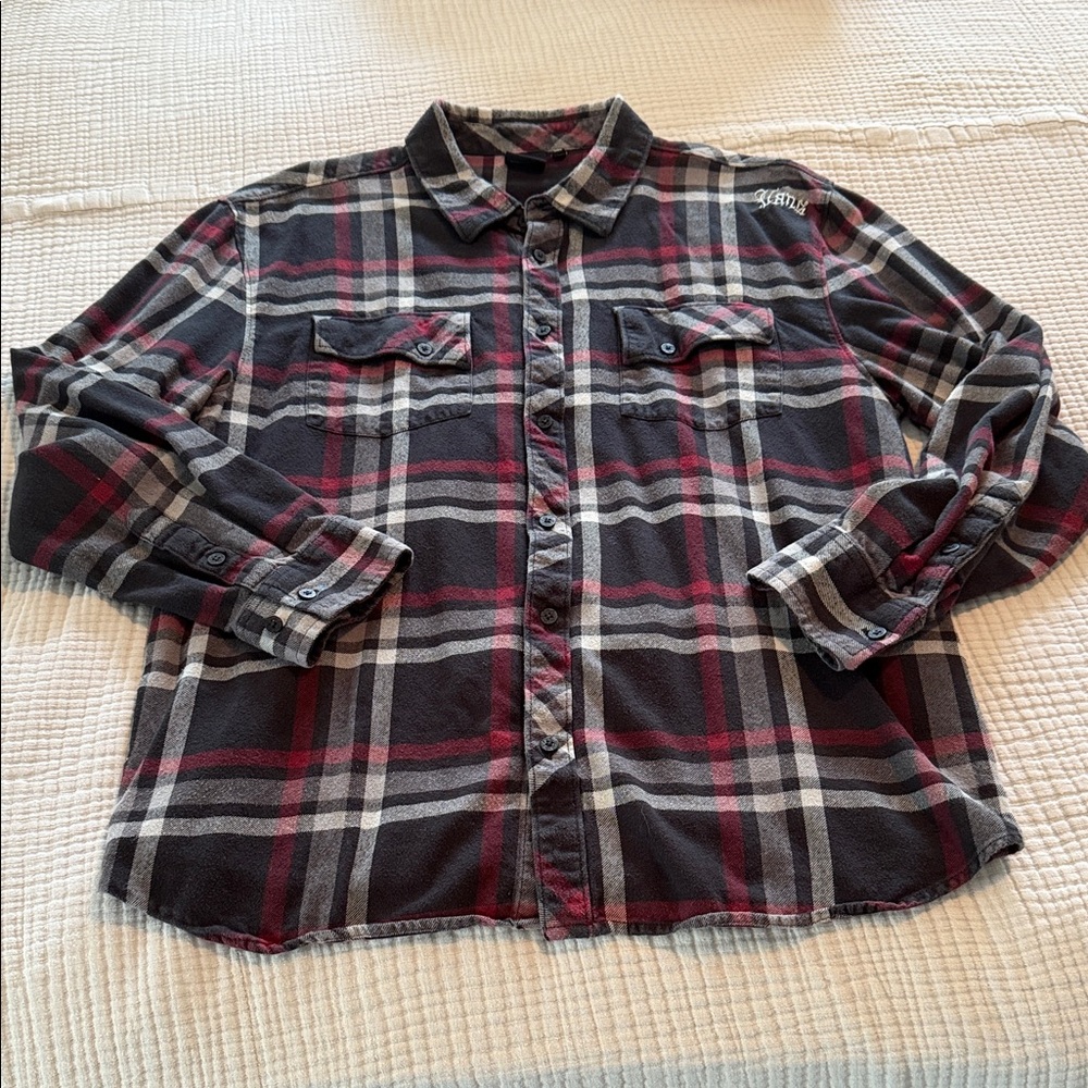Vans Black and Red Plaid Casual Flannel Shirt